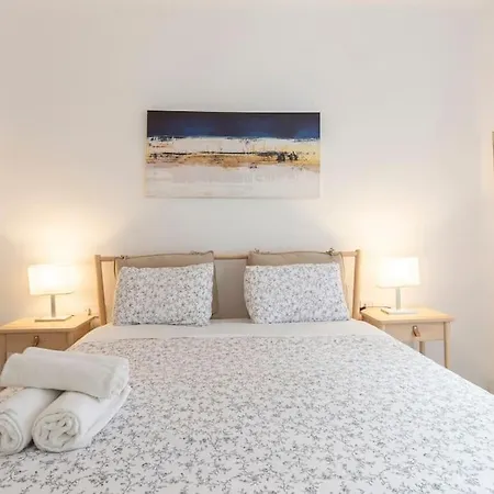 Apartamento 3 Bedroom Flat In Historic Centre *