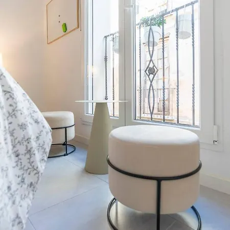 Apartamento 3 Bedroom Flat In Historic Centre Málaga