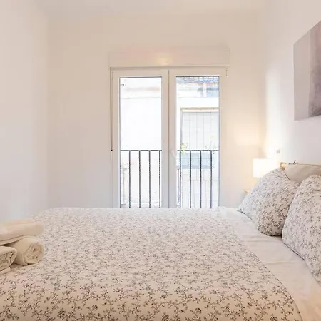 3 Bedroom Flat In Historic Centre Apartamento