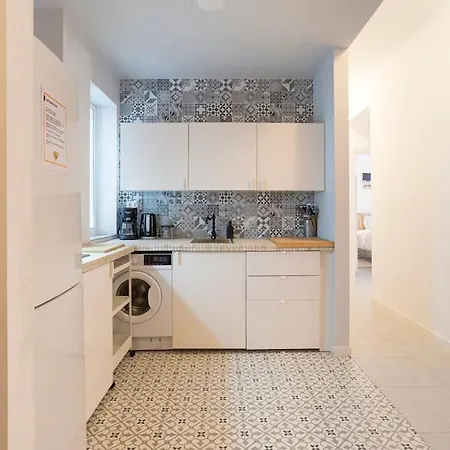 3 Bedroom Flat In Historic Centre Málaga