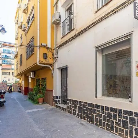 3 Bedroom Flat In Historic Centre Málaga