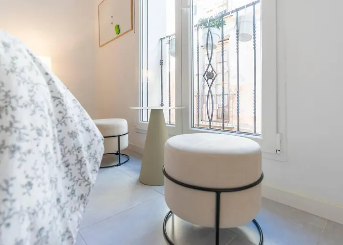 Apartamento 3 Bedroom Flat In Historic Centre Málaga