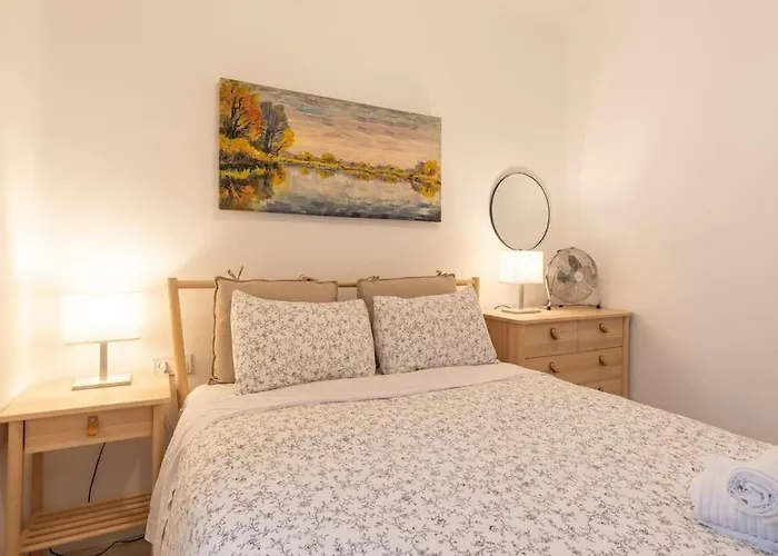 3 Bedroom Flat In Historic Centre * Málaga